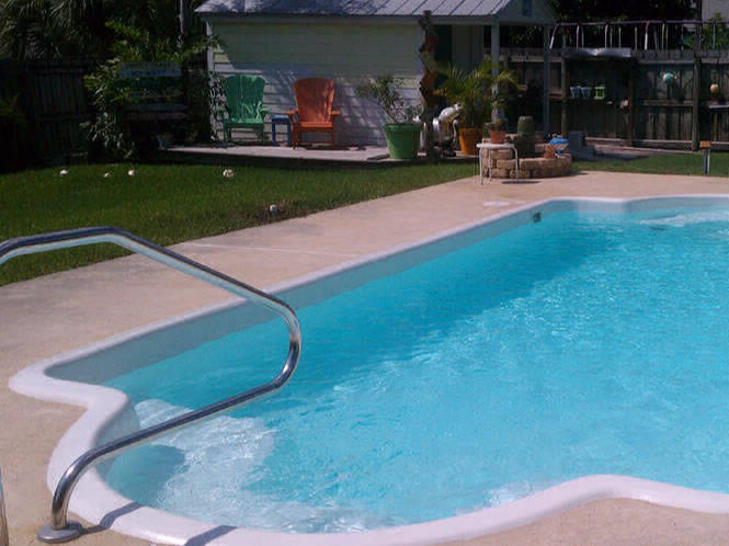 piscina completa instalada