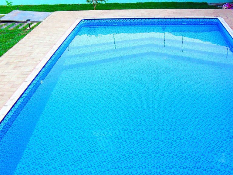 limpeza e manutenção de piscinas na região de Sorocaba e Votorantim