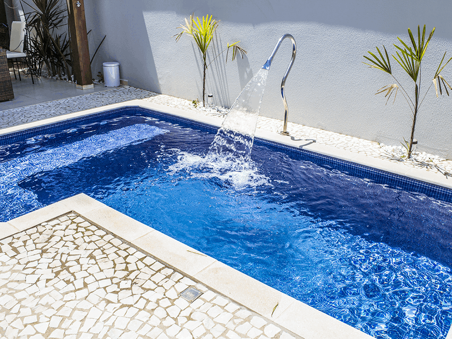 piscina capa de vinil instalada
